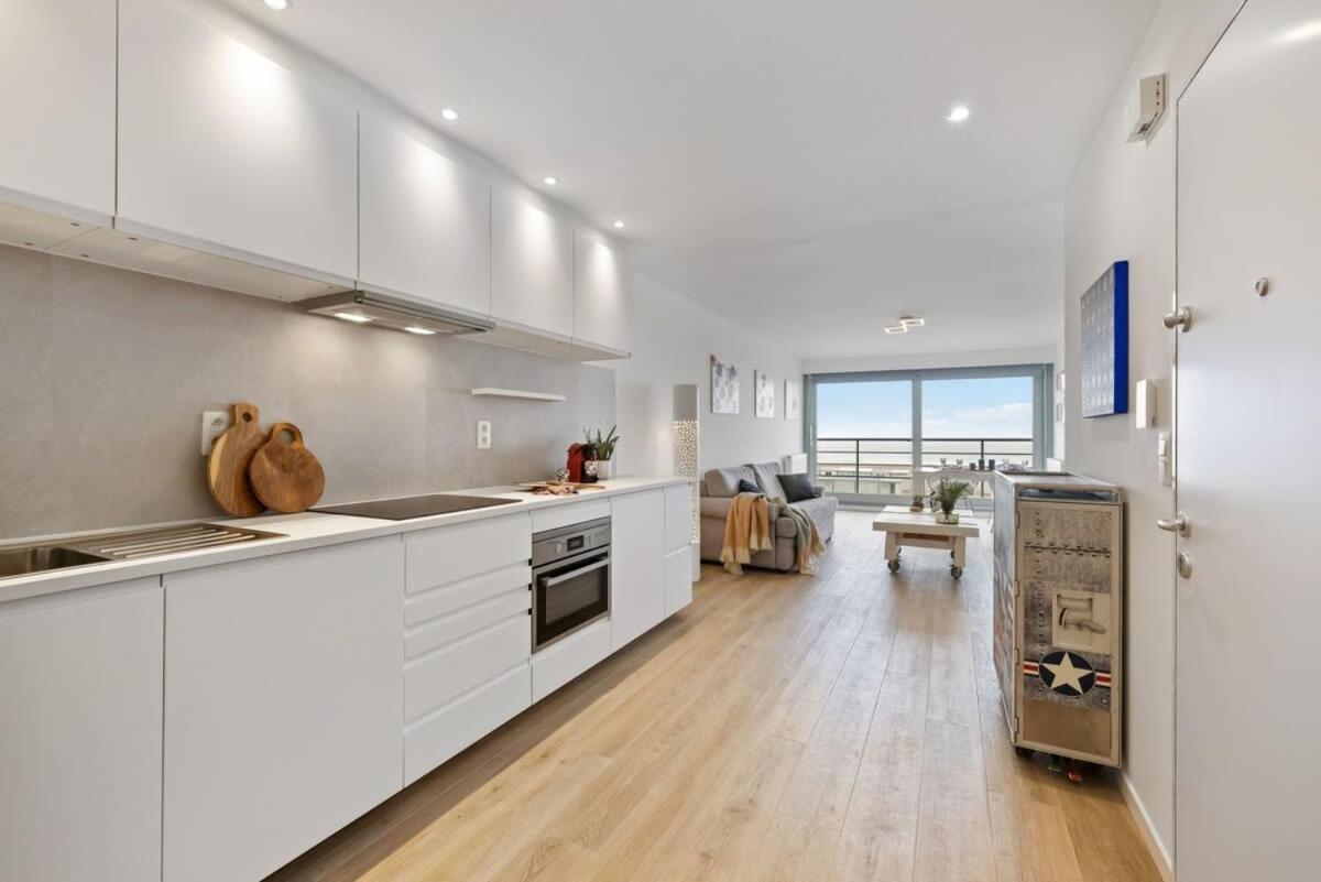 Huswell - Apartment With Frontal Sea View In Knokke エクステリア 写真